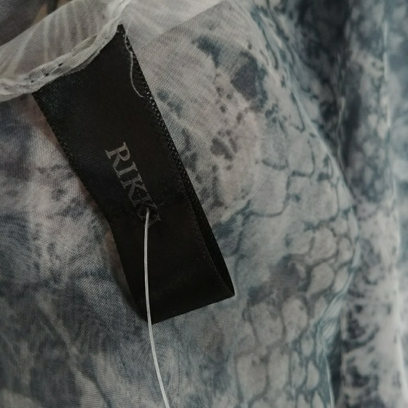 RIKKA GREY & BLUE PRINT SHEER WRAP SCARF - Picture 3 of 4